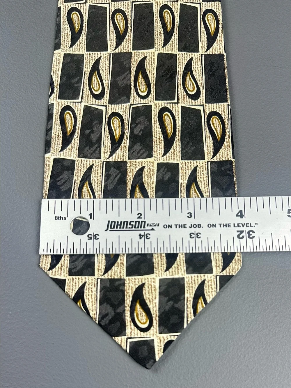 VR Vito Rufolo Handmade Italy 100% Silk Tie Black Gold Geometric Paisley 3 7/8